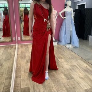 Elegant Red prom or pageant dress